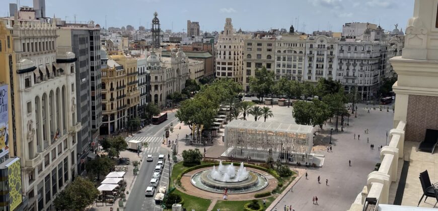 Spectacular penthouse in the heart of Valencia -Plaza Ayuntamiento