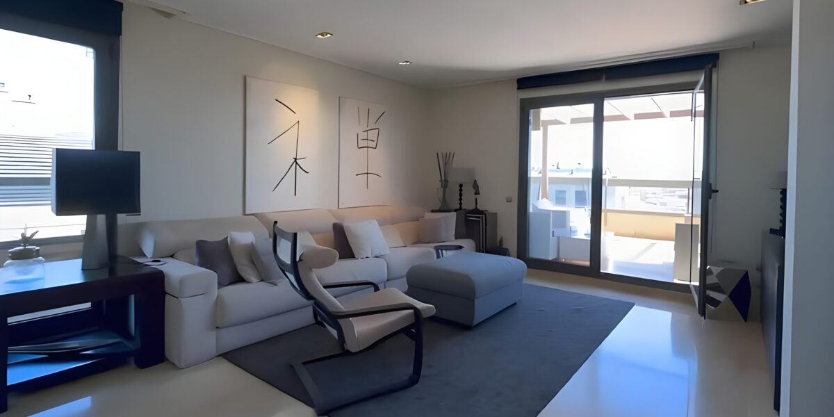 Penthouse in a prestigious district